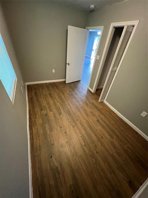 Foto del edificio - 8437 Garland St