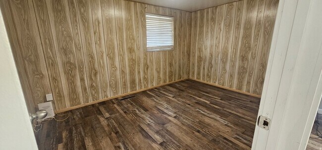 Foto del edificio - 545 S Carbon Ave