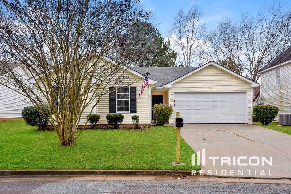 3710 Salem Kirk Drive Lithonia GA House Rental in Stonecrest, GA