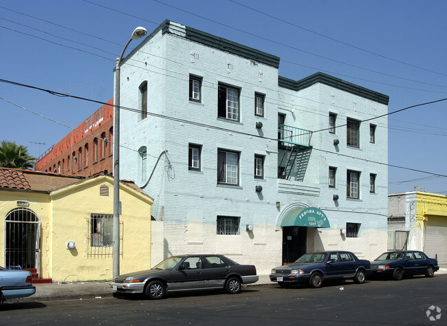 Building Photo - Fedora Apartments