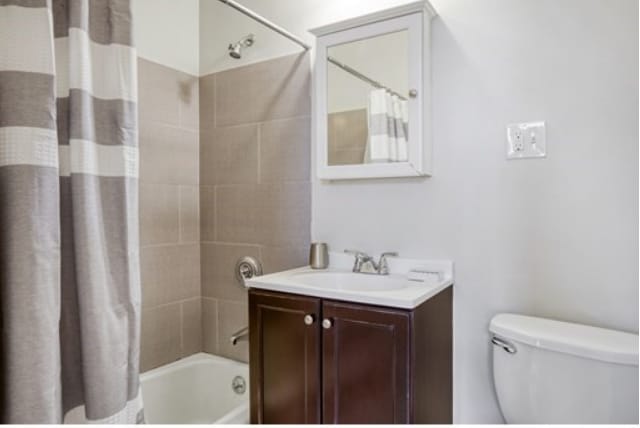 Foto del edificio - 541 E Broadway