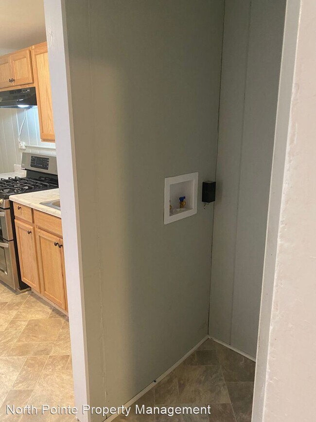 Foto del edificio - 2 br, 1 bath House - 32 N. Mary St.