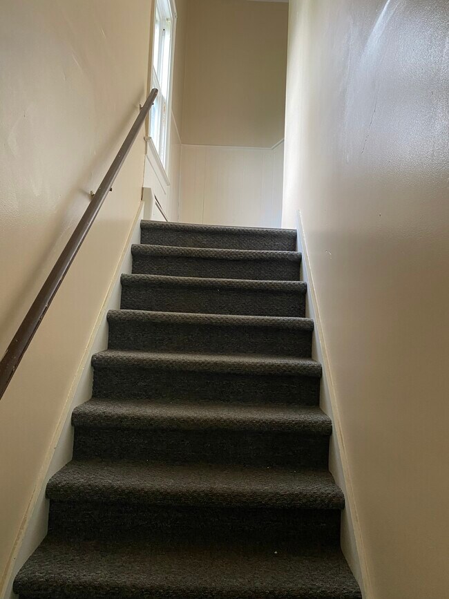 Foto del edificio - 5616 Bear Rd