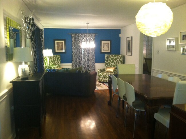 Foto del edificio - 3979 Berkley Dr