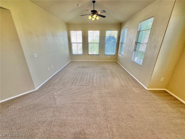 Foto del edificio - 10550 W Alexander Rd