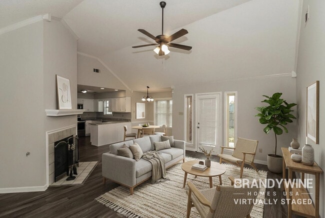 Building Photo - 5293 Shady Ridge Dr