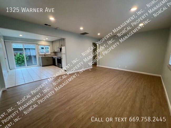Foto del edificio - 1325 Warner Ave