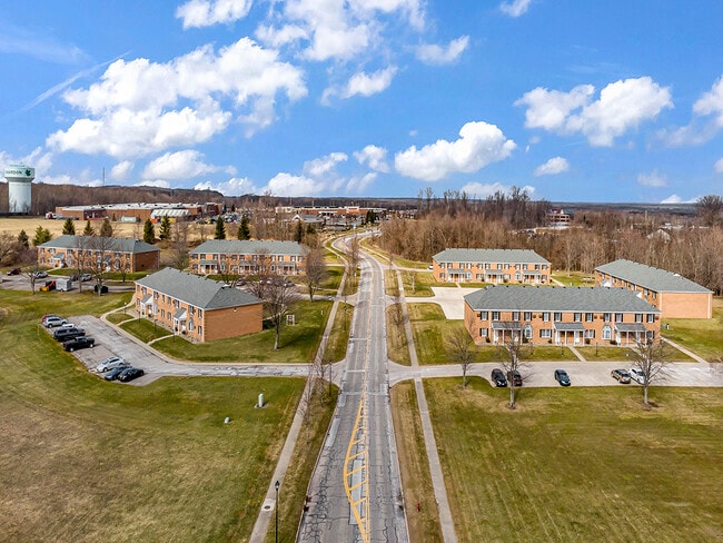 Building Photo - Chardon Place Apartments and Townhomes