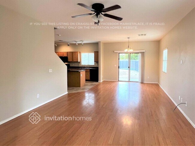 Foto del edificio - 35920 W Velazquez Dr