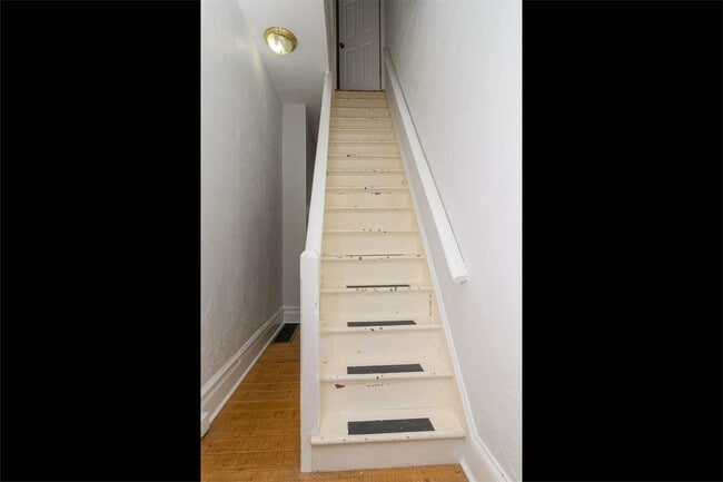 Building Photo - 237 S 900 E