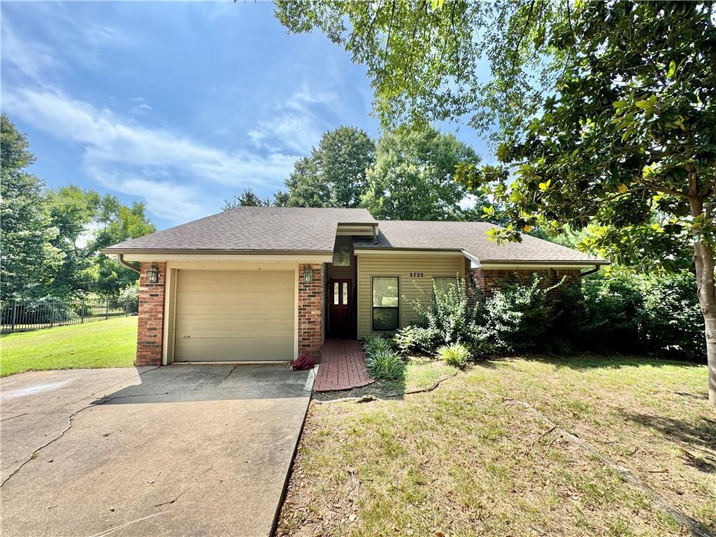 Primary Photo - 2722 Coy Kaylor Dr