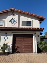 Building Photo - 407 S Signal St