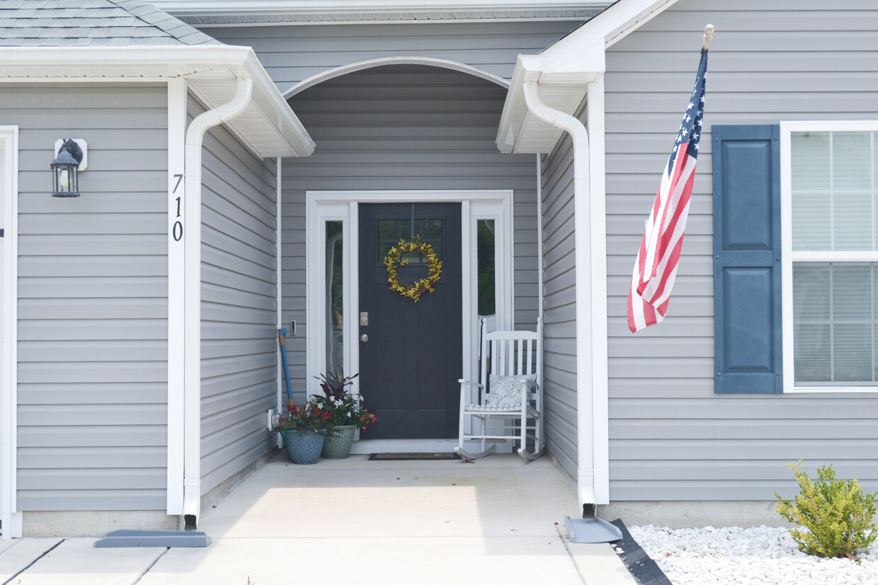Primary Photo - 710 Bayboro Ct