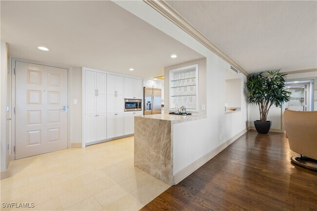 Foto del edificio - 4651 Gulf Shore Blvd N