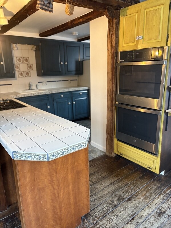 Foto del edificio - 537 Green Hollow Rd