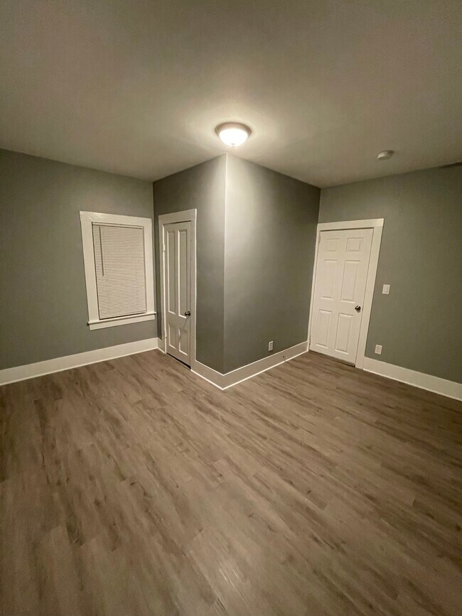 Building Photo - 16 Greenwood Street