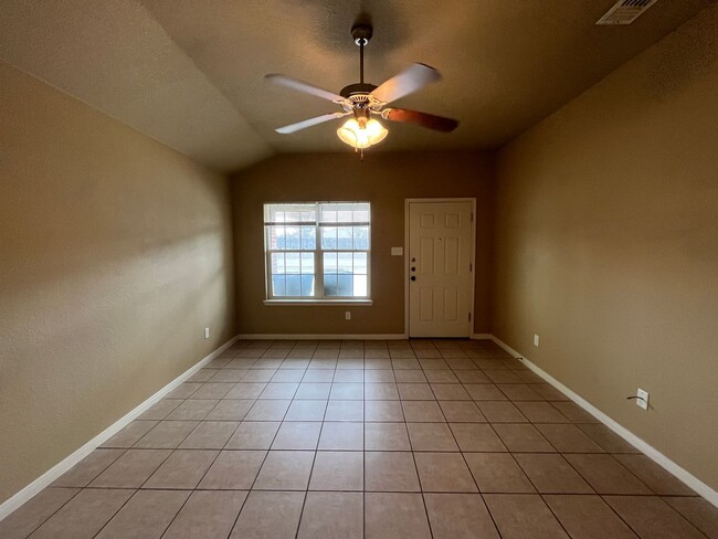 Foto del edificio - 2605 Cody Poe Rd