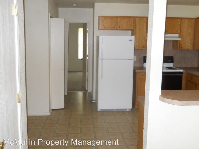 Building Photo - 4413 Abigail Dr