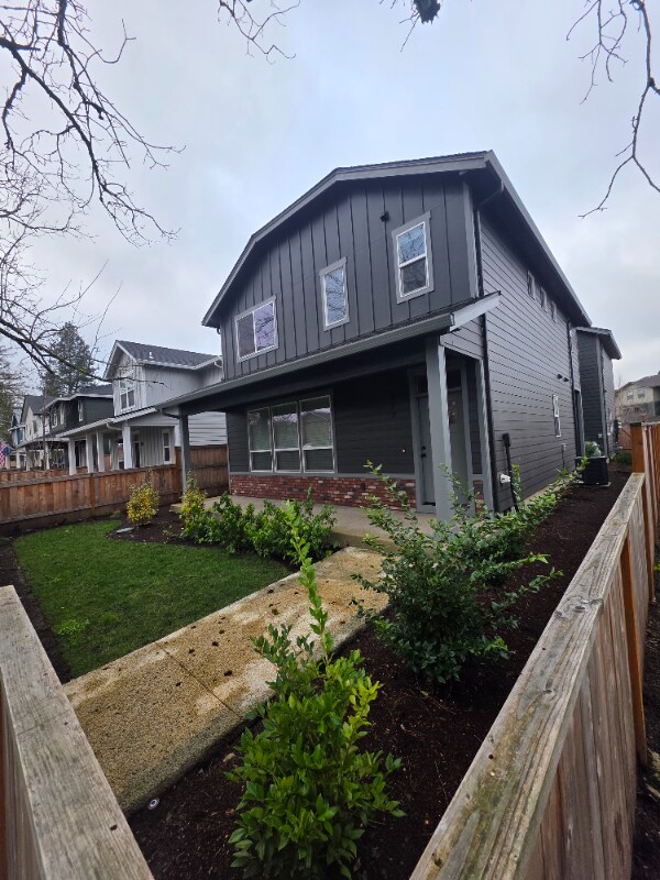 Foto del edificio - 877 Park Ave NE