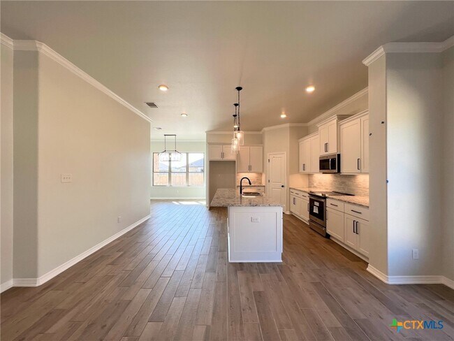 Foto del edificio - 3104 Ingram Cir