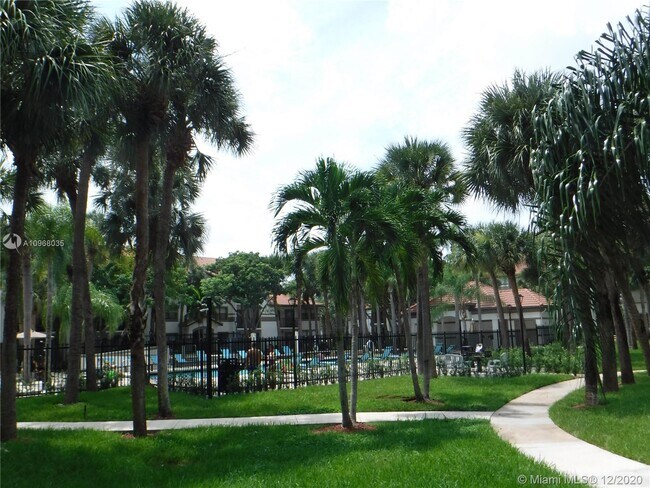 Foto del edificio - 510 S Park Rd