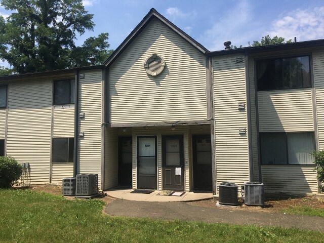 Primary Photo - 128 Derby Ave