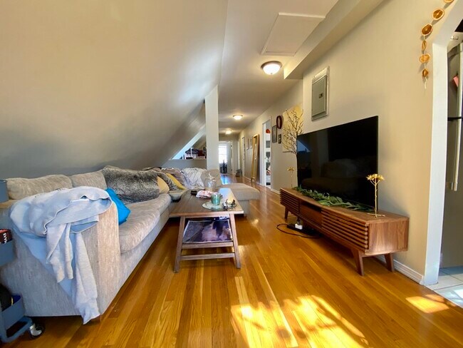 Foto del edificio - 3142 Washington St
