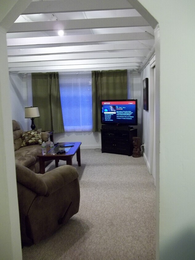 Foto principal - 149 S Collingwood Ave