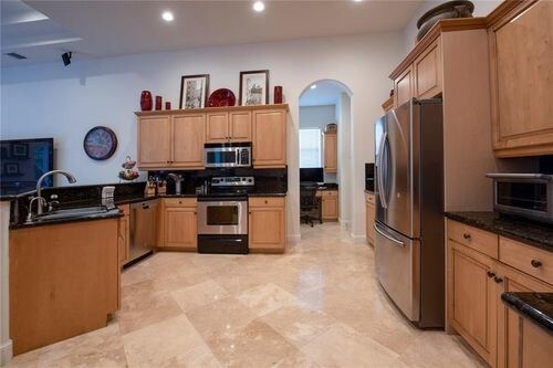 Foto del edificio - 2892 NE 39th St
