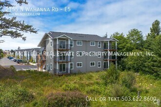 Building Photo - 2155 N Wahanna Rd