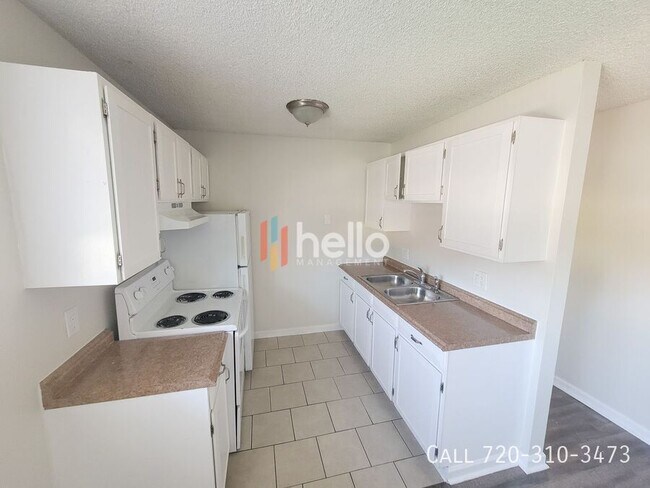 Building Photo - 5353 Field St