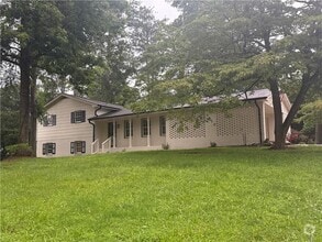 Building Photo - 2830 Idlewood Dr