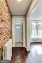Building Photo - 621 Harvard St NW