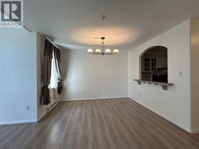 Building Photo - 5500-5500 Lynas Ln