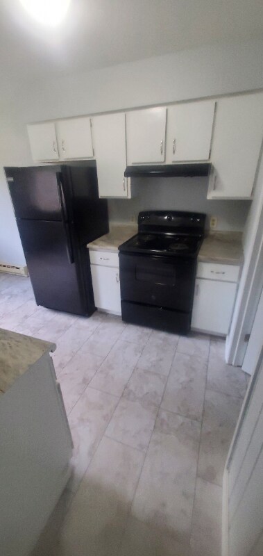 Building Photo - 1749 Bainbridge St