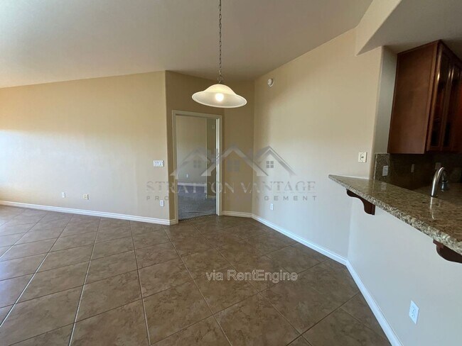 Foto del edificio - 5350 E Deer Valley Dr