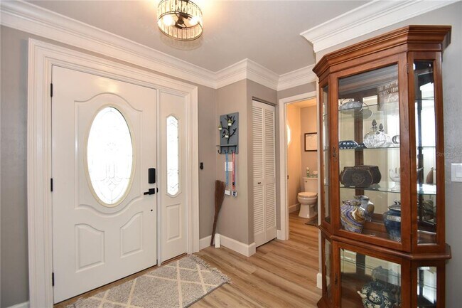 Foto del edificio - 1 Bedford Dr