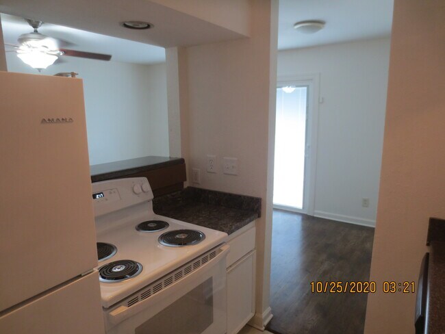 Foto del edificio - 1416 Foxhall Ln SE