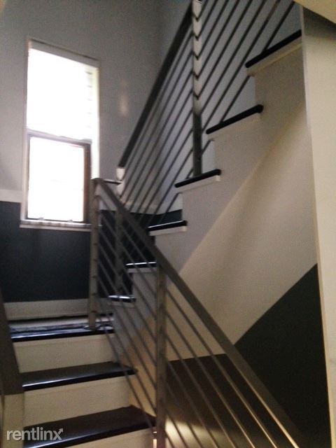 Foto del edificio - 4 br, 2 bath Condo - 1311 I St NE