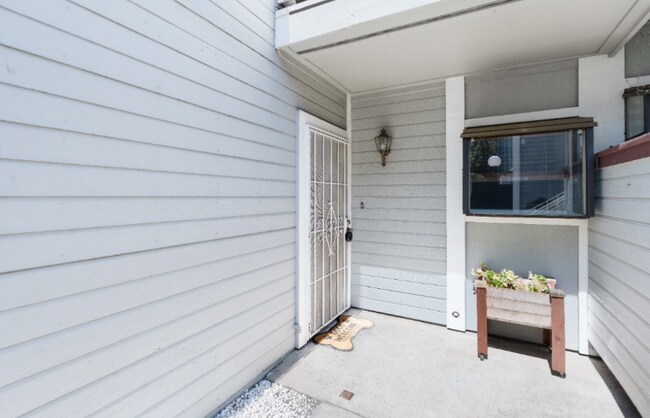 Foto del edificio - 7417 Auburn Oaks Ct