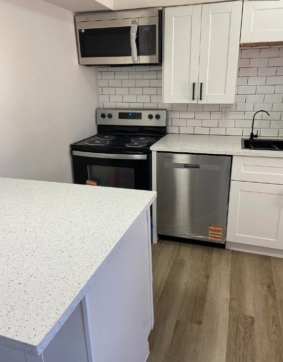 Foto del edificio - 4518 Amesbury Dr