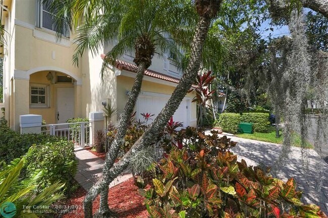 Foto del edificio - 1910 Sweetbay Way