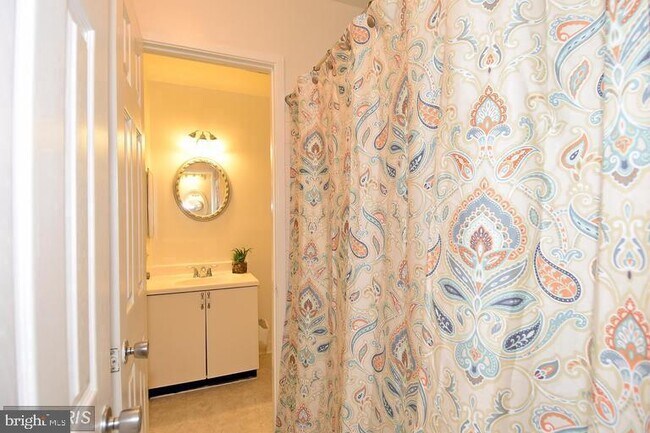 Foto del edificio - 5476 Cedar Ln