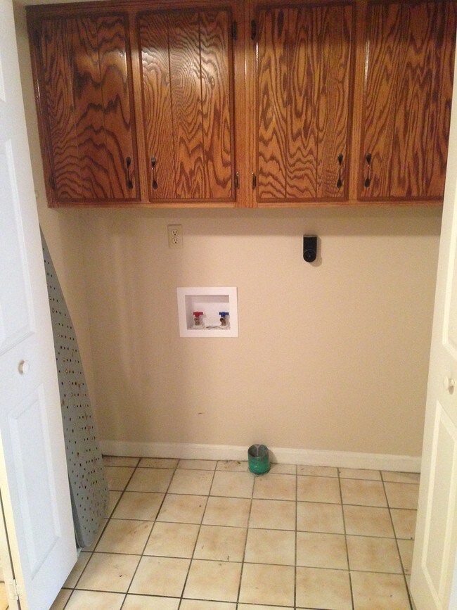 Foto del edificio - 108 E Florence Ave