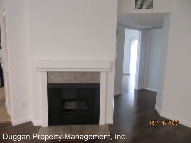Foto del edificio - 2 br, 2 bath House - 7330 Eton Avenue #203
