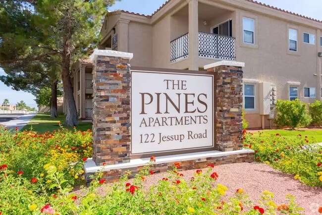 Foto del edificio - The Pines Henderson