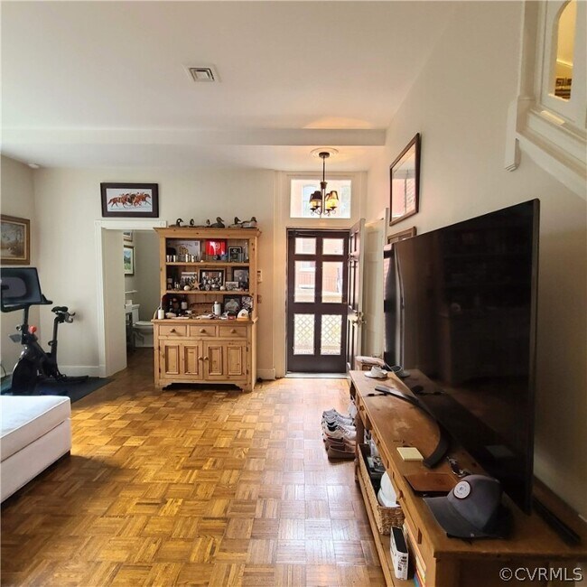 Foto del edificio - 1401 Floyd Ave