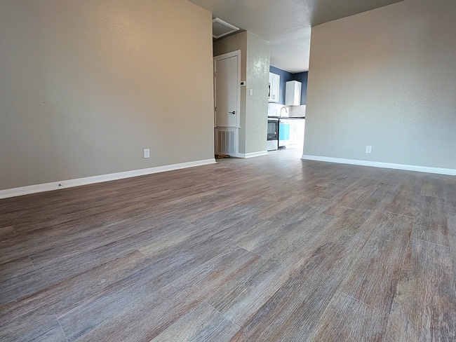 Building Photo - 5802 Magnes Ln