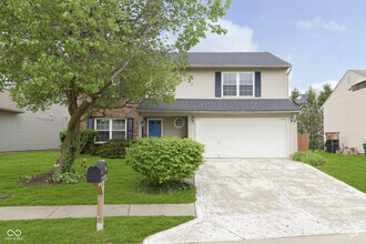 Building Photo - 266 E Pine Ridge Dr