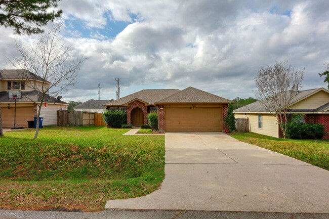 Building Photo - 14087 Running Bear Dr